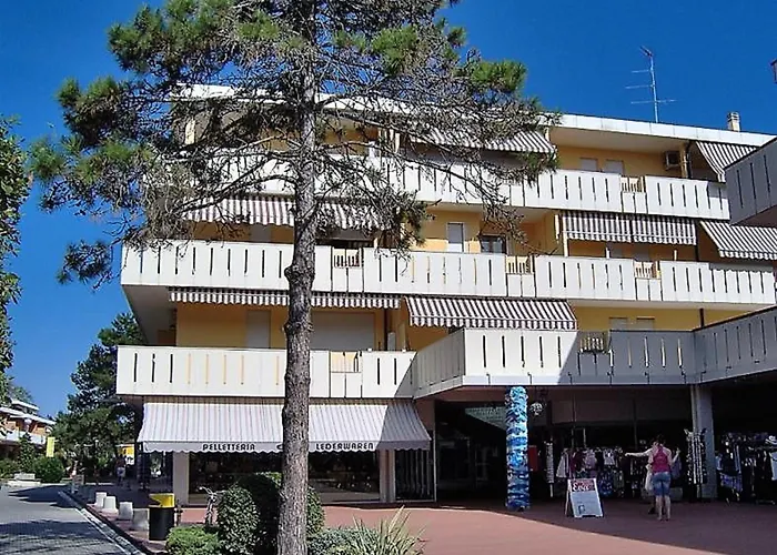 Daire Comfortable Near The